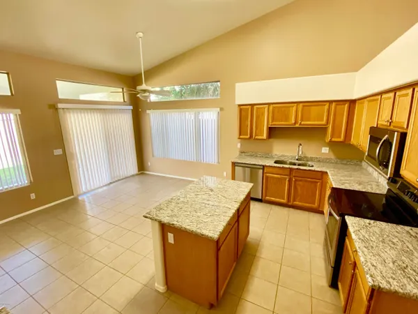 $2,100 | 1362 East Cullumber Street, Gilbert, AZ 85234