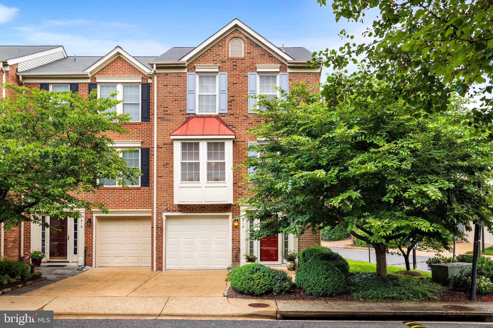 913 Rolfe Place Alexandria, VA 22314 - Photo 2 of 49 Powhatan Place is a quiet enclave