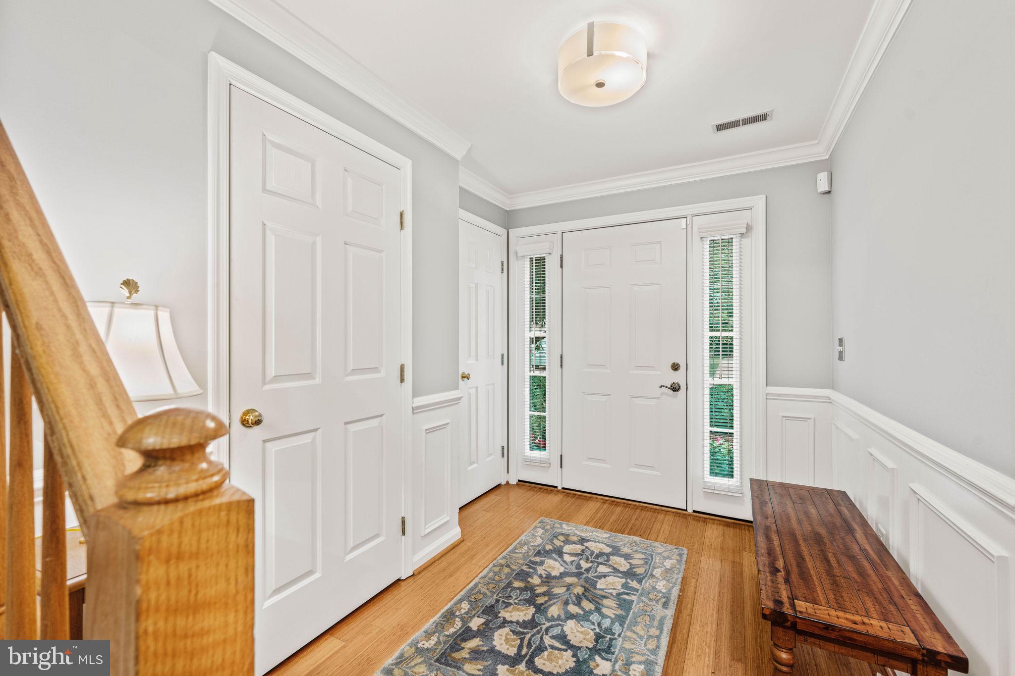 913 Rolfe Place Alexandria, VA 22314 - Photo 7 of 49 Gallery Image 7