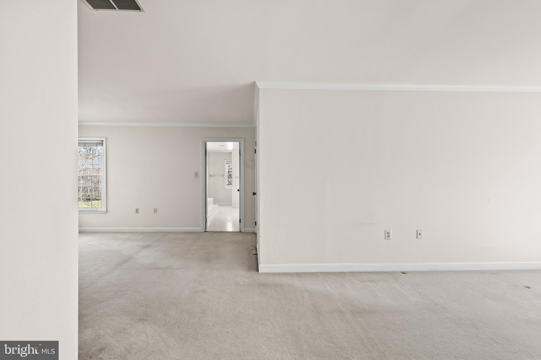 109 Englefield Drive Gaithersburg, MD 20878 - Photo 27 of 67 a view of an empty room