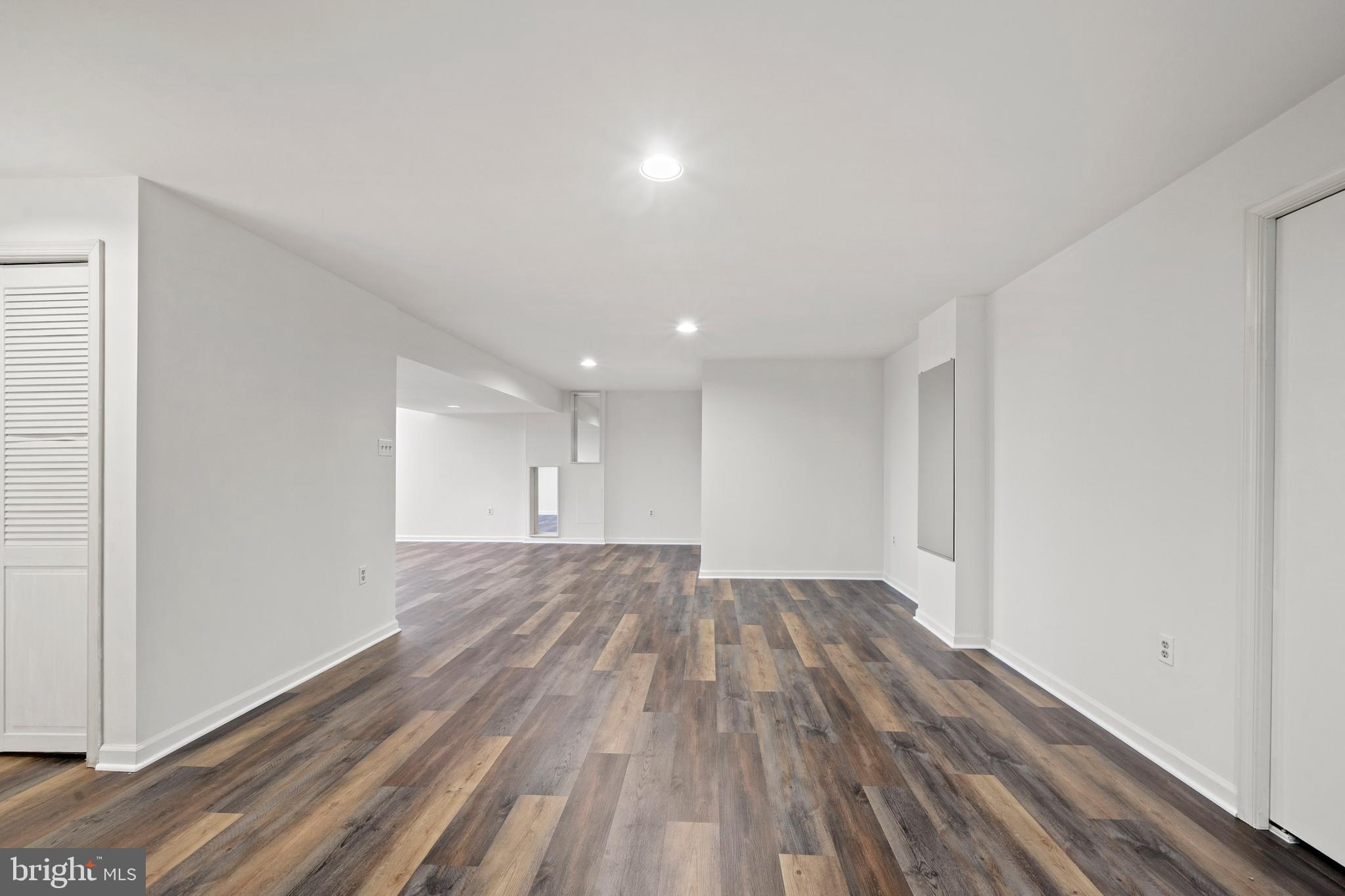 109 Englefield Drive Gaithersburg, MD 20878 - Photo 52 of 67 a view of wooden floor and windows in a room