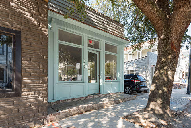 92 Spring Street, Unit B Charleston, SC 29403 - Photo 1 of 3 92 Spring Street Charleston SC-small-016
