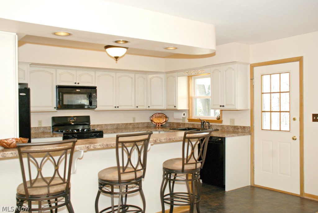 286 Wyant Road Akron, OH 44313 - Photo 8 of 25 Gallery Image 8