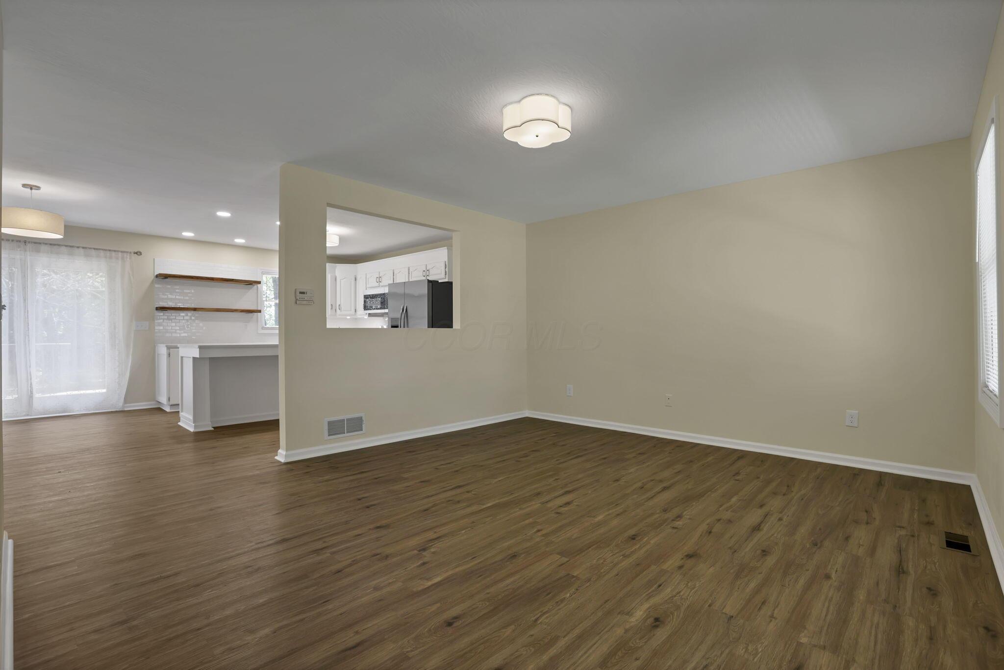 4777 Liberty Road Delaware, OH 43015 - Photo 7 of 50