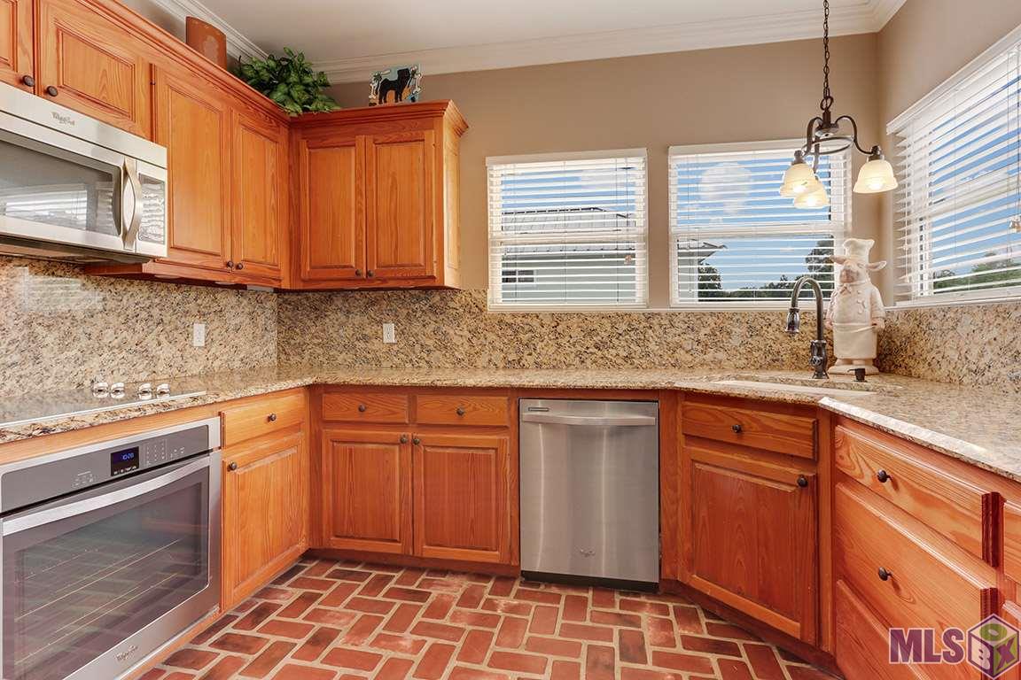 17047 Peace Point Drive Springfield, LA 70462 - Photo 7 of 14