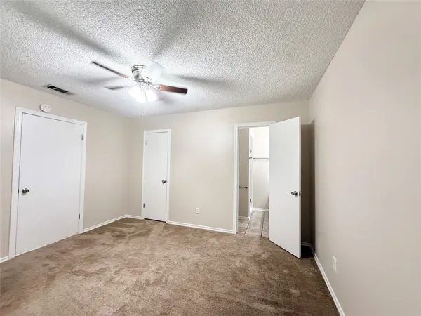 $1,950 | 109 Houston Street, Angleton, TX 77515