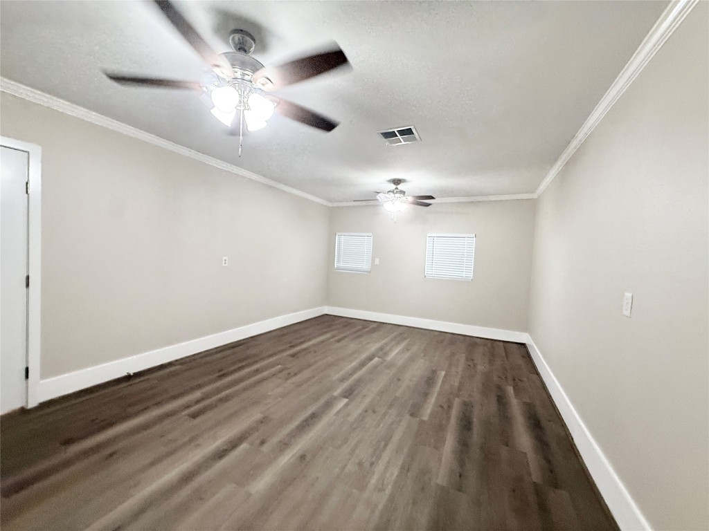 109 Houston Street Angleton, TX 77515 - Photo 18 of 29