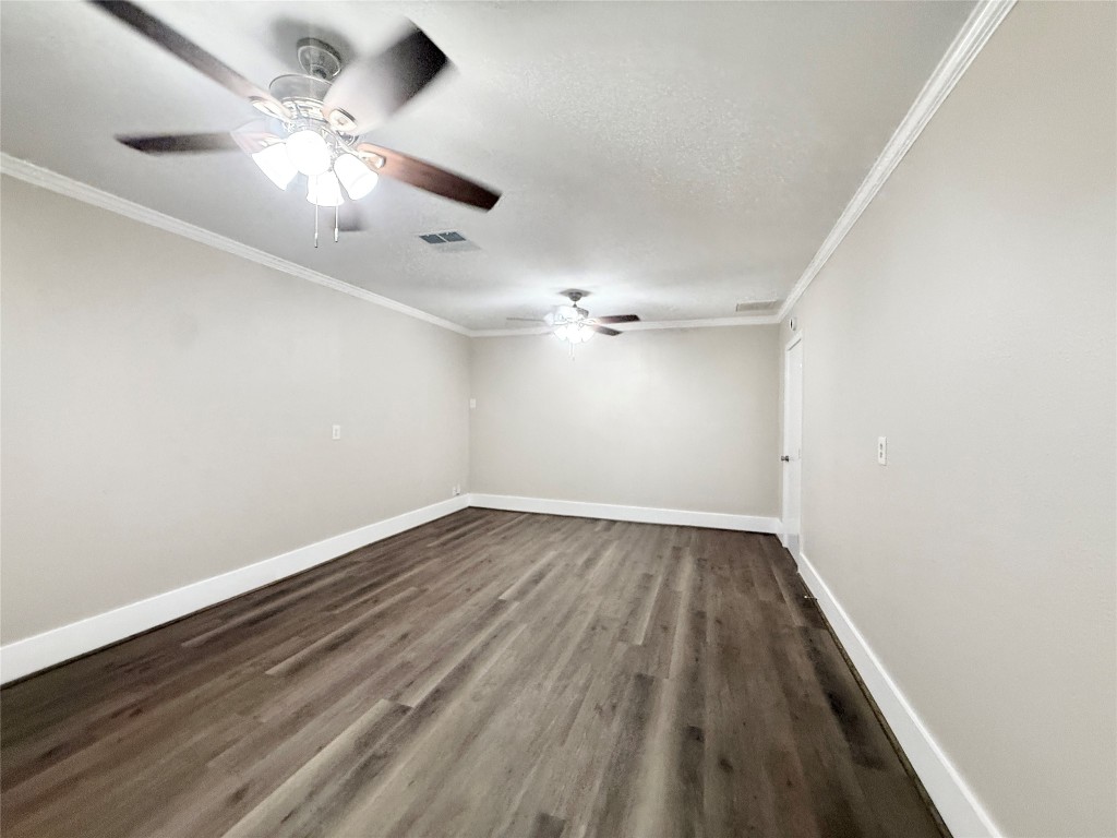 109 Houston Street Angleton, TX 77515 - Photo 20 of 29