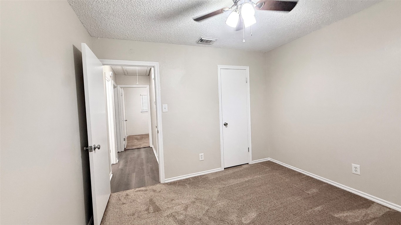 109 Houston Street Angleton, TX 77515 - Photo 23 of 29