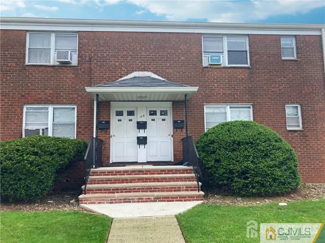 $1,700 | 250 Penn Avenue, Unit 1A, Edison, NJ 08817