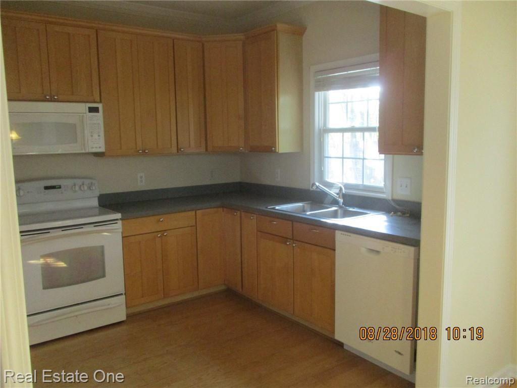 892 Neff Road Grosse Pointe, MI 48230 - Photo 15 of 30