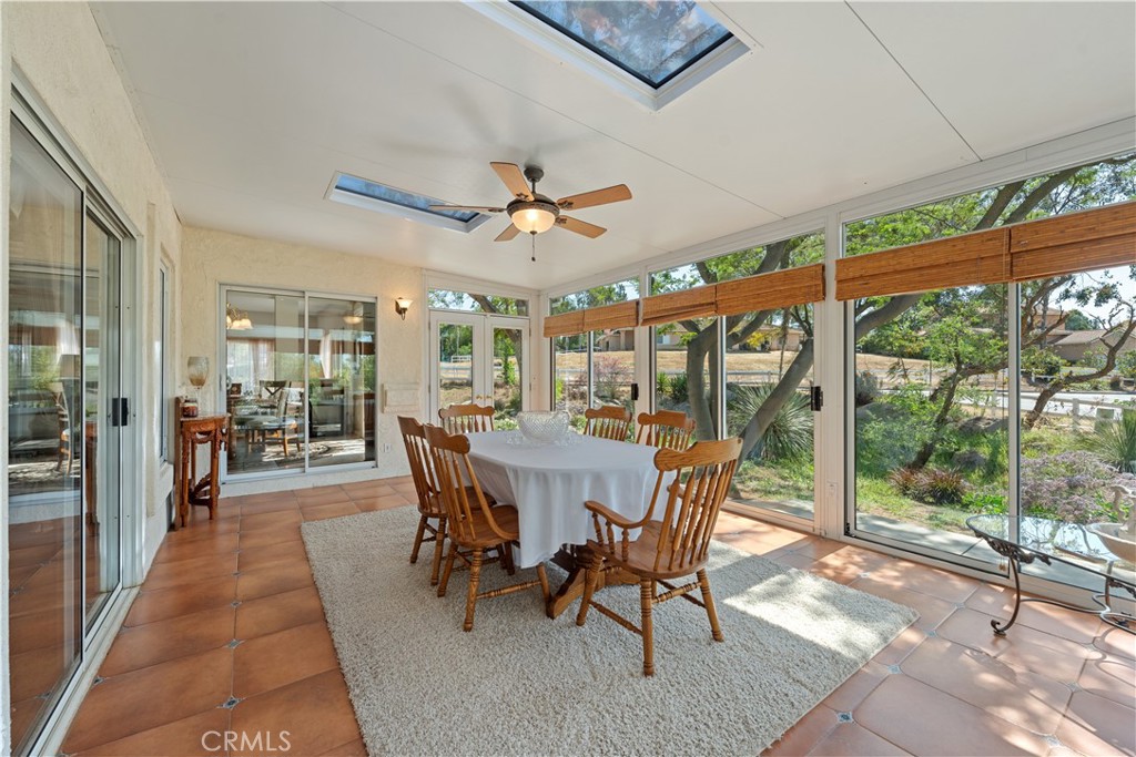 14282 Rock Place Riverside, CA 92503 - Photo 12 of 41