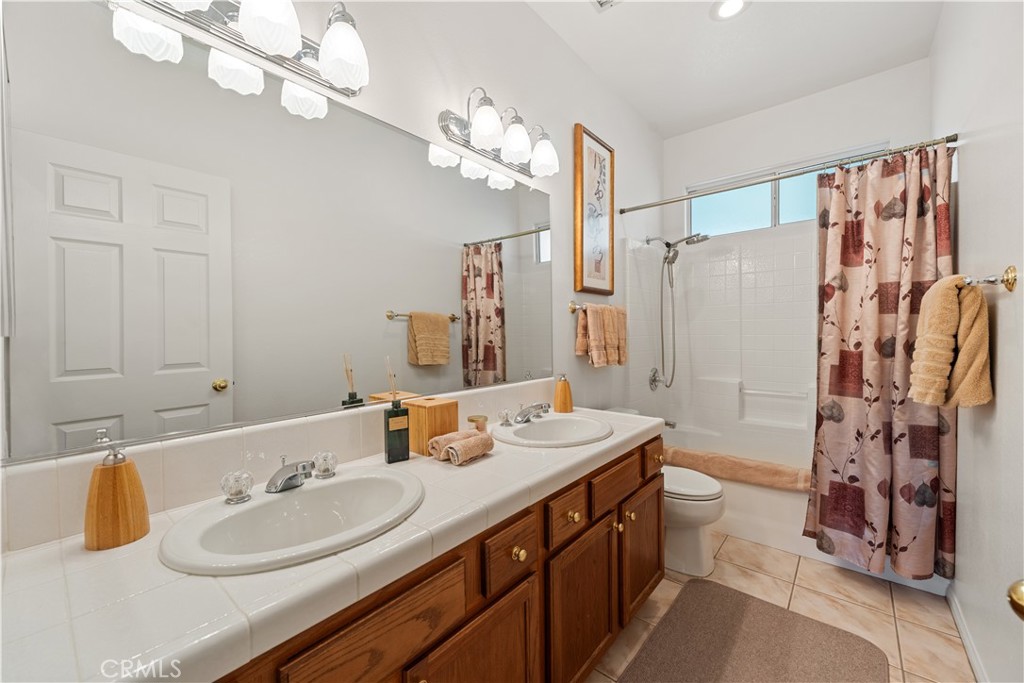 14282 Rock Place Riverside, CA 92503 - Photo 19 of 41