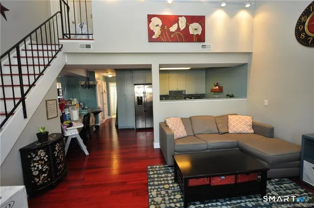 $2,500 | 50 Stuart Avenue, Unit 11, Norwalk, CT 06850