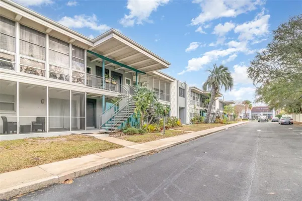$2,300 | 151 North Orlando Avenue, Unit 207, Winter Park, FL 32789