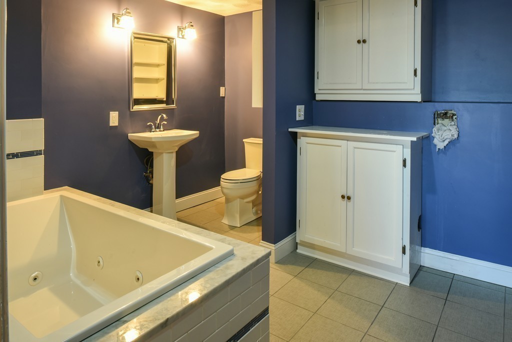 1695 North Shore Road, Unit 10 Revere, MA 02151 - Photo 17 of 19 Gallery Image 17
