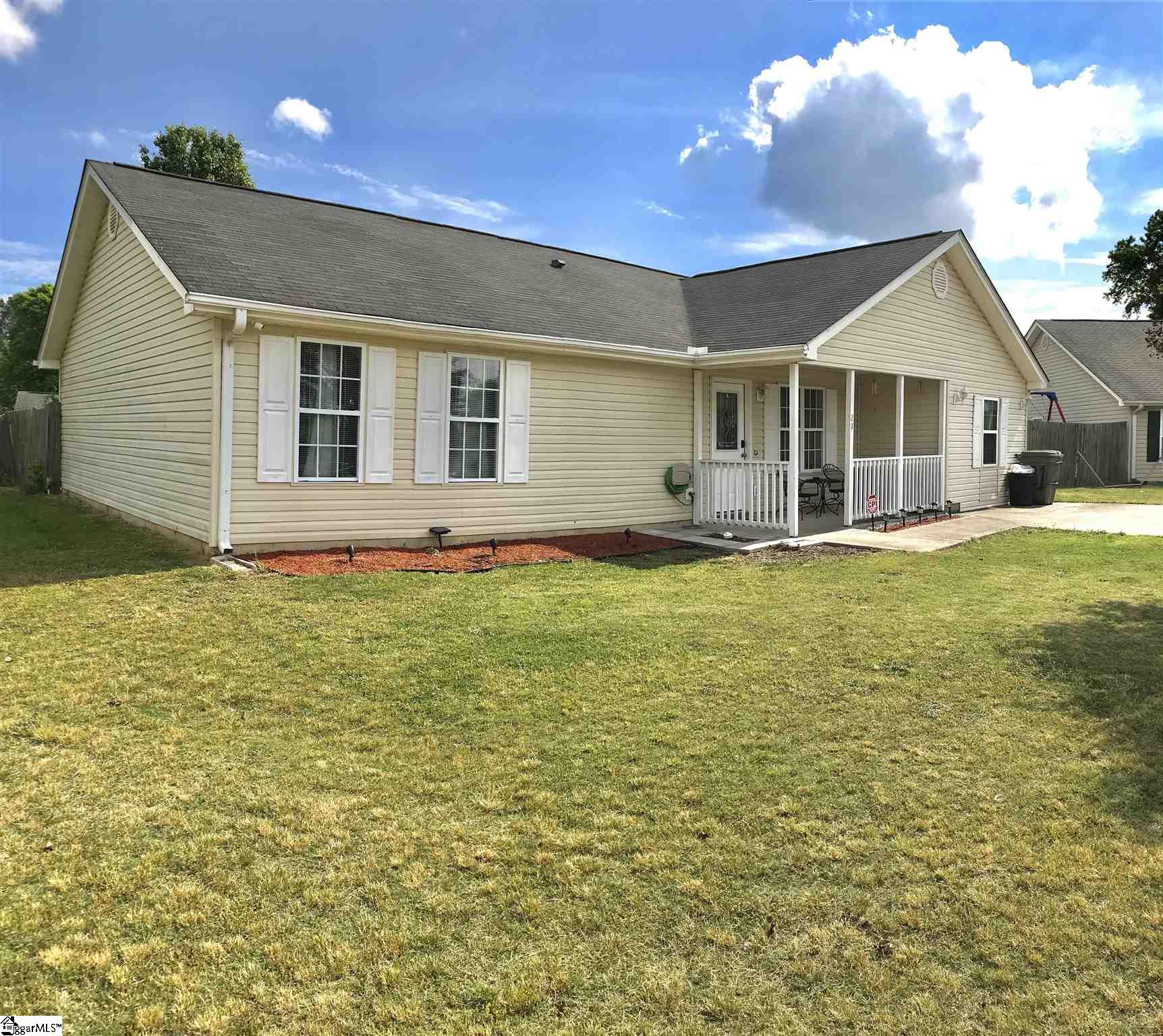 21 Spring Vista Court Fountain Inn, SC 29644 - Photo 3 of 22 Gallery Image 3