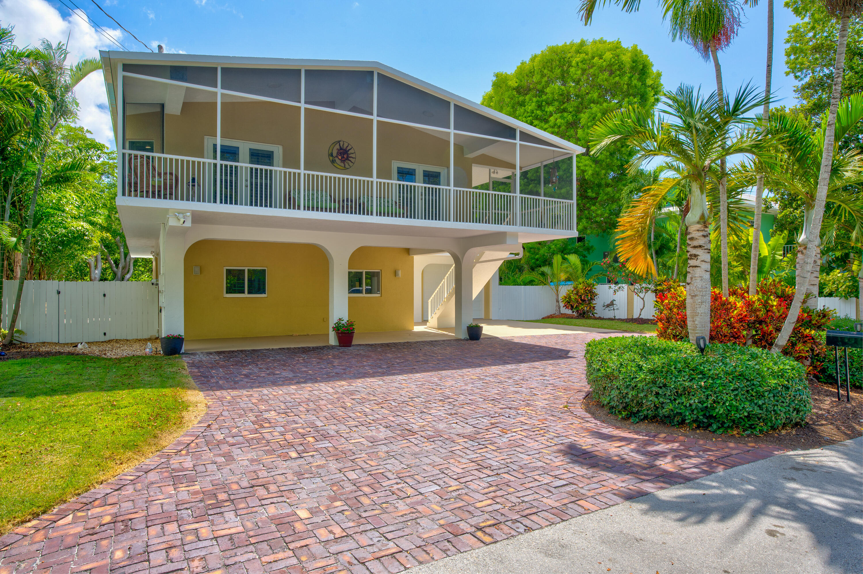 250 Key Honey Road Tavernier, FL 33070 - Photo 1 of 55 250 Key Honey Ln - High Exposure Visuals