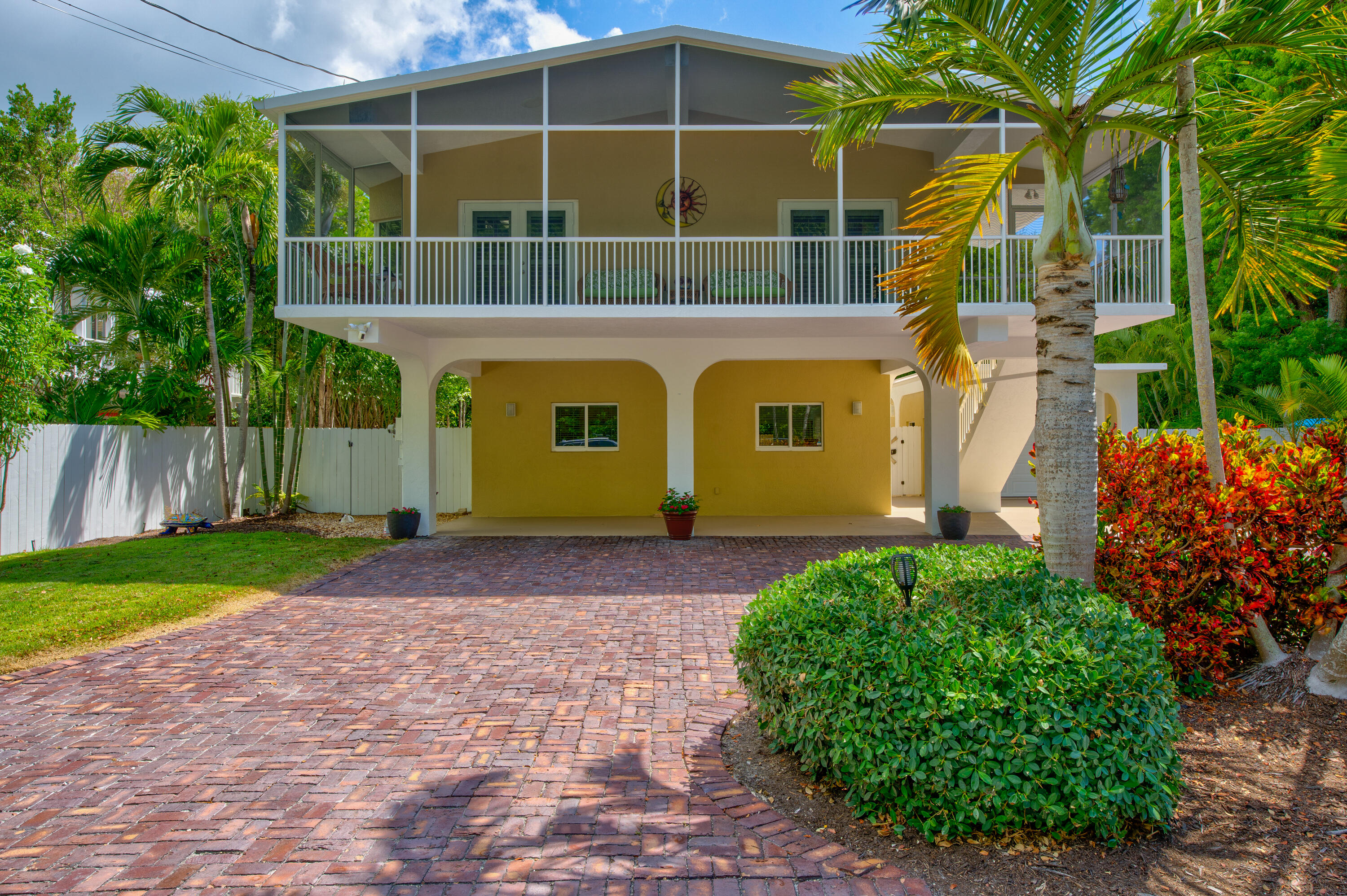 250 Key Honey Road Tavernier, FL 33070 - Photo 2 of 55 250 Key Honey Ln - High Exposure Visuals