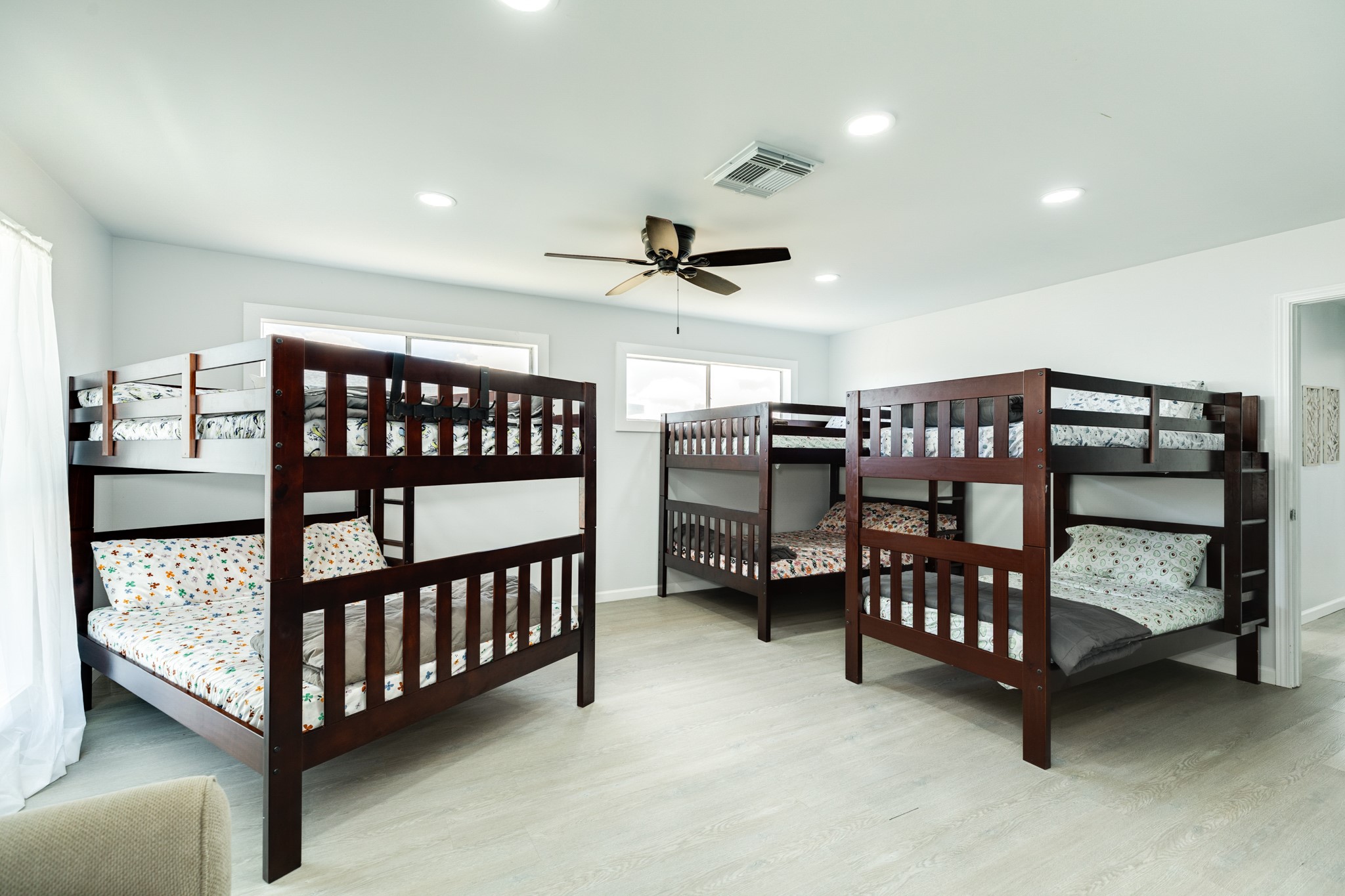 315 Seashell Drive Surfside Beach, TX 77541 - Photo 16 of 33 a view of bedroom with furniture