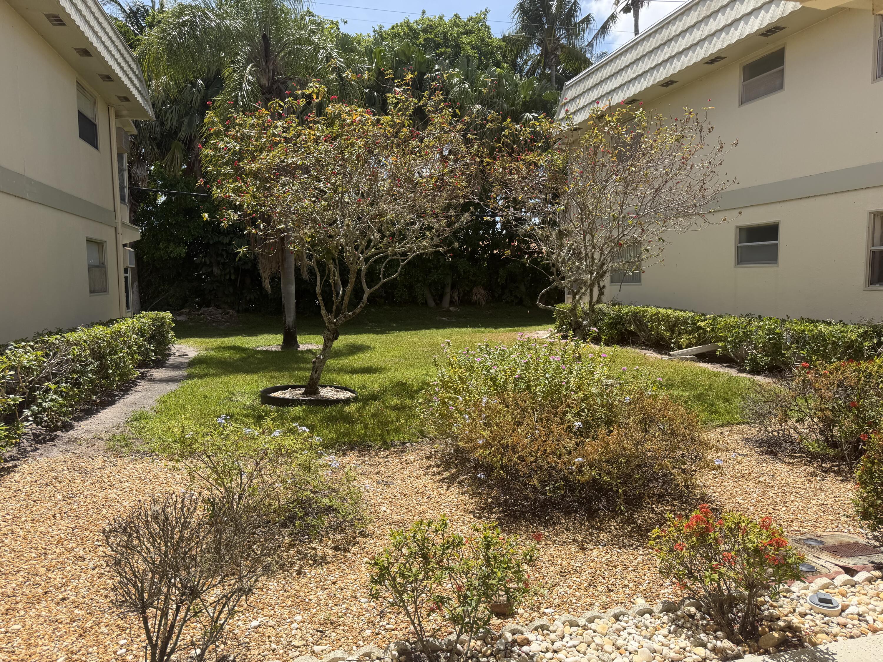 679 Saxony Way Delray Beach, FL 33446 - Photo 13 of 15 View from livikgtoom