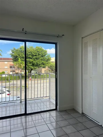 $2,050 | Hialeah, Hialeah, FL 33016