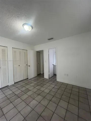 $2,050 | Hialeah, Hialeah, FL 33016