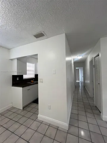$2,050 | Hialeah, Hialeah, FL 33016