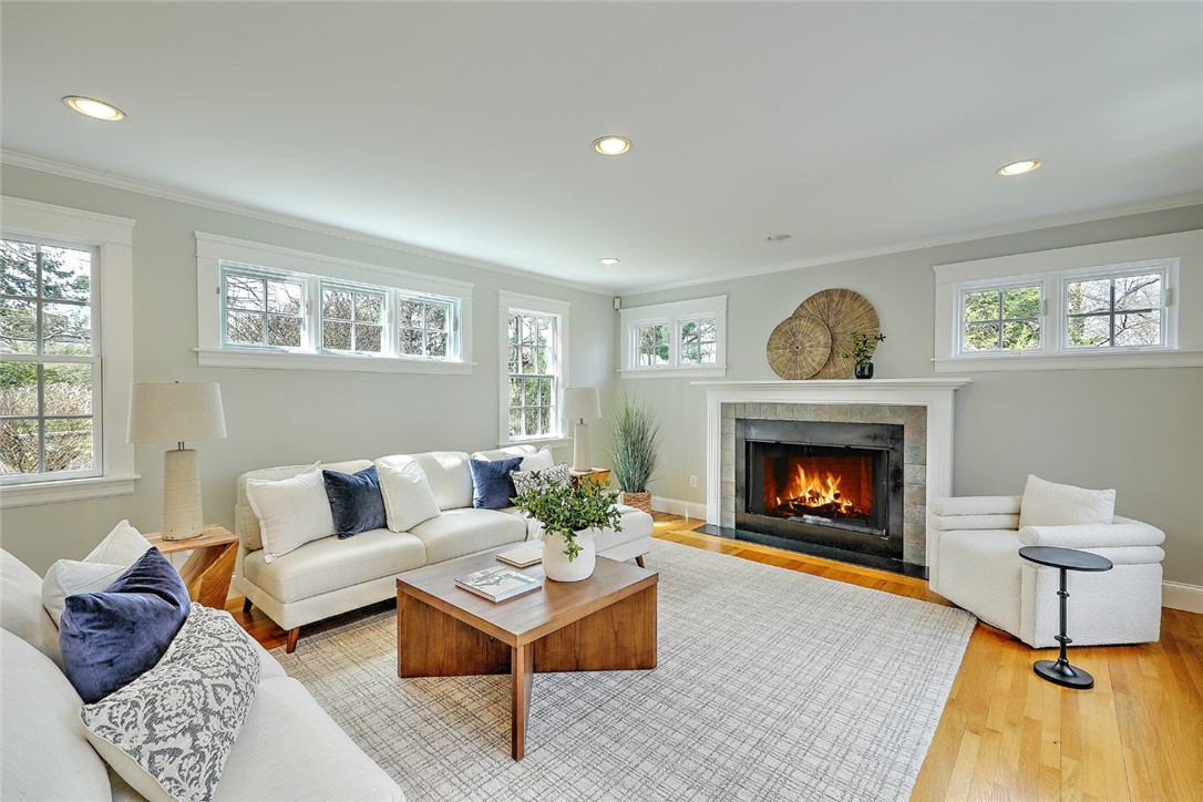 29 Adams Point Road Barrington, RI 02806 - Photo 15 of 49
