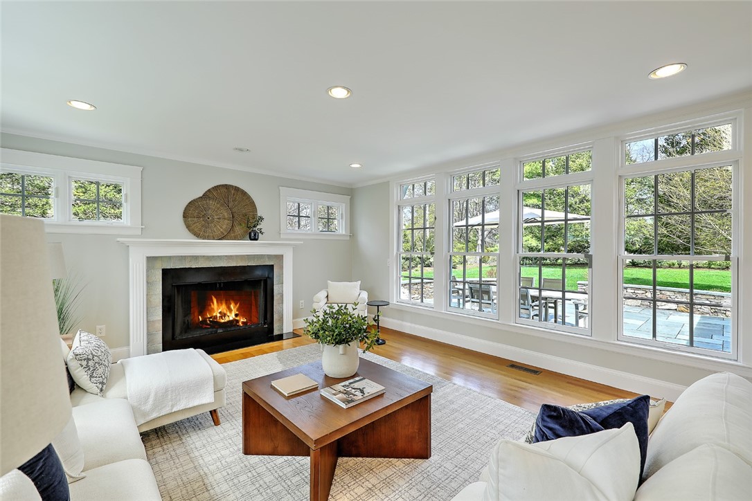 29 Adams Point Road Barrington, RI 02806 - Photo 16 of 49