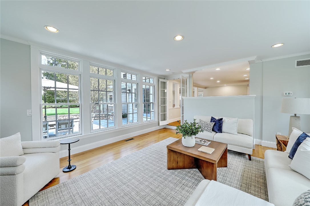 29 Adams Point Road Barrington, RI 02806 - Photo 17 of 49