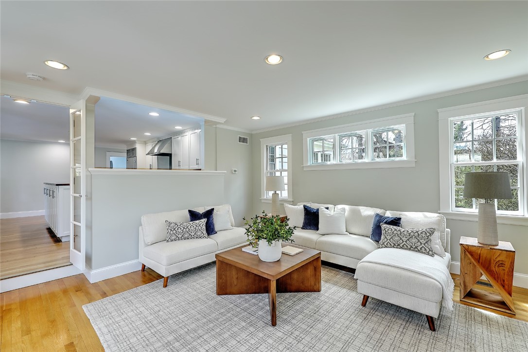 29 Adams Point Road Barrington, RI 02806 - Photo 18 of 49