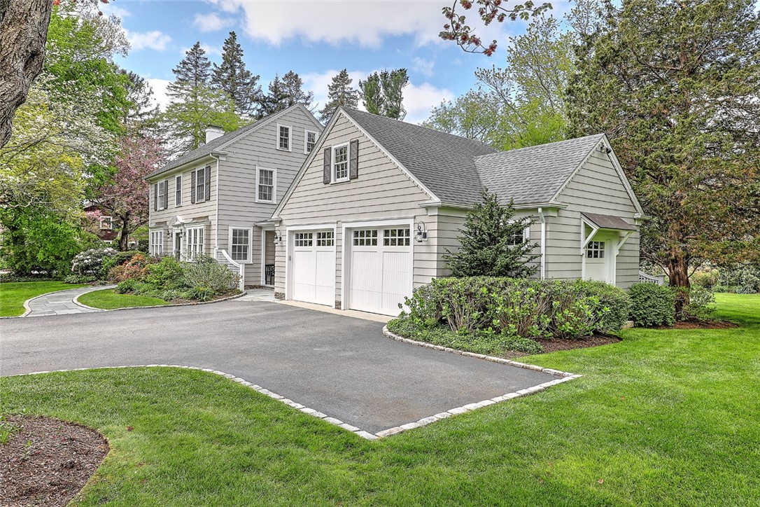 29 Adams Point Road Barrington, RI 02806 - Photo 3 of 49