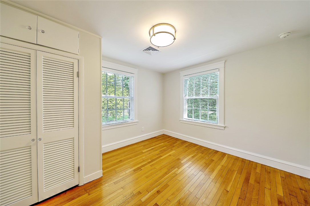 29 Adams Point Road Barrington, RI 02806 - Photo 34 of 49 Bed #3