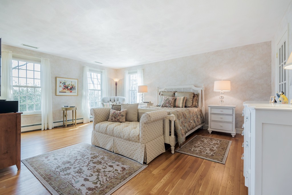 235 Candlestick Road North Andover, MA 01845 - Photo 19 of 30 Gallery Image 19