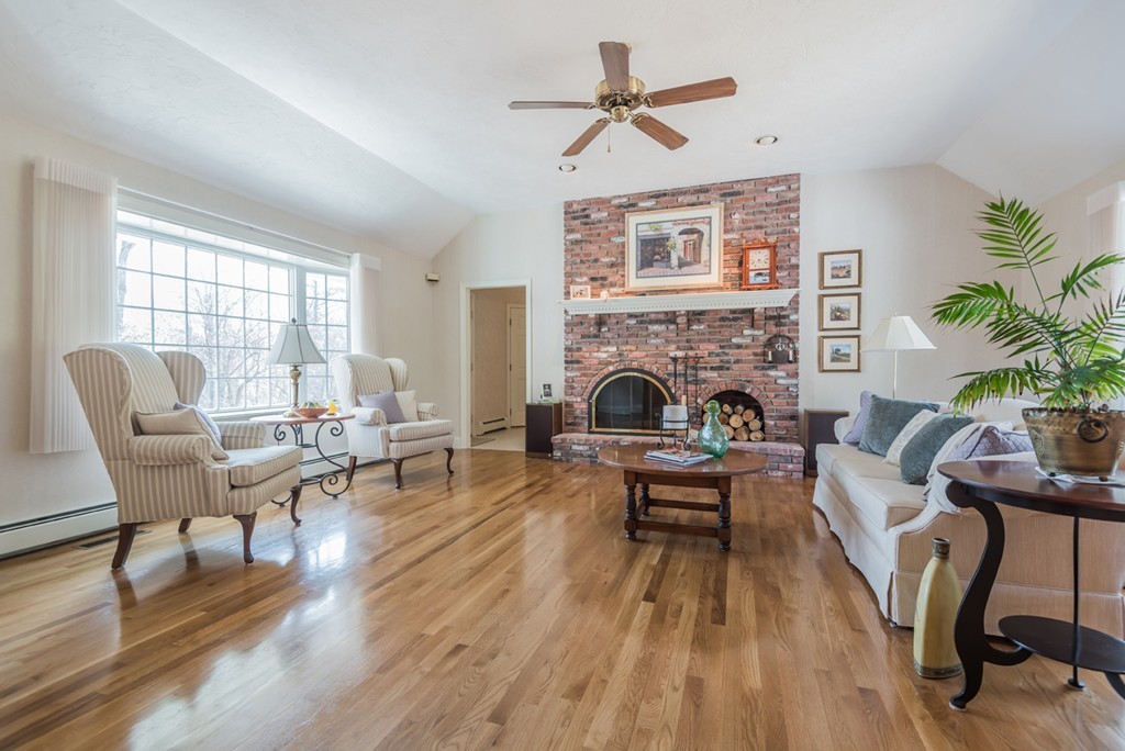 235 Candlestick Road North Andover, MA 01845 - Photo 10 of 30 Gallery Image 10