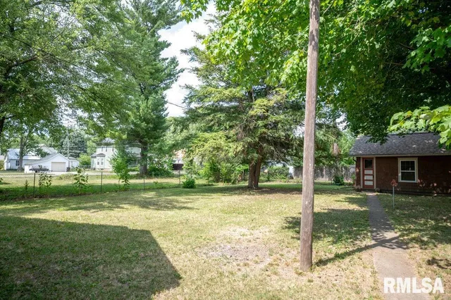 $95,000 | 708 Main Street, Henry, IL 61537