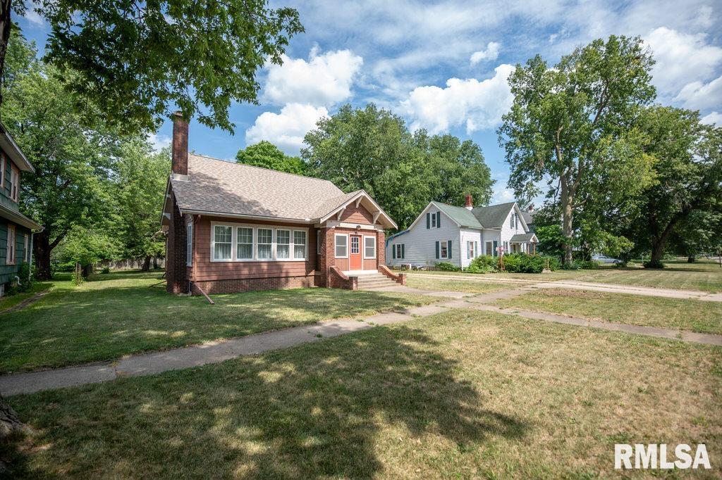 708 Main Street Henry, IL 61537 - Photo 14 of 51