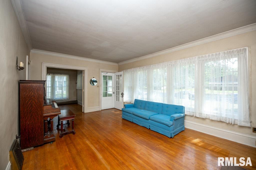 708 Main Street Henry, IL 61537 - Photo 18 of 51