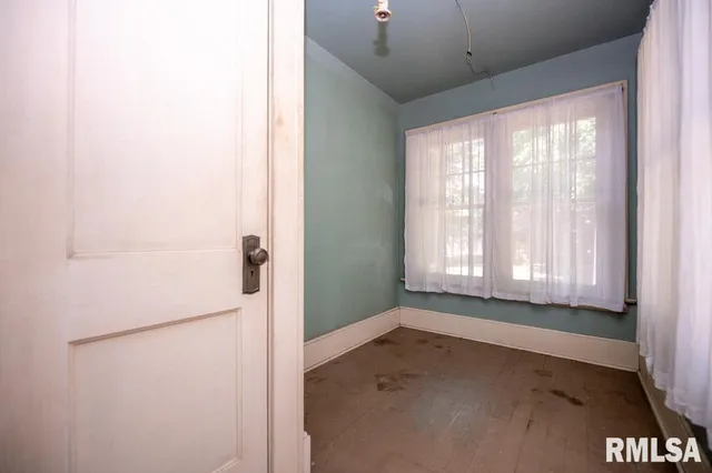 $95,000 | 708 Main Street, Henry, IL 61537