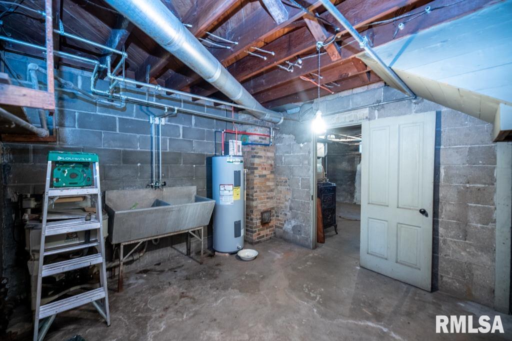 708 Main Street Henry, IL 61537 - Photo 46 of 51