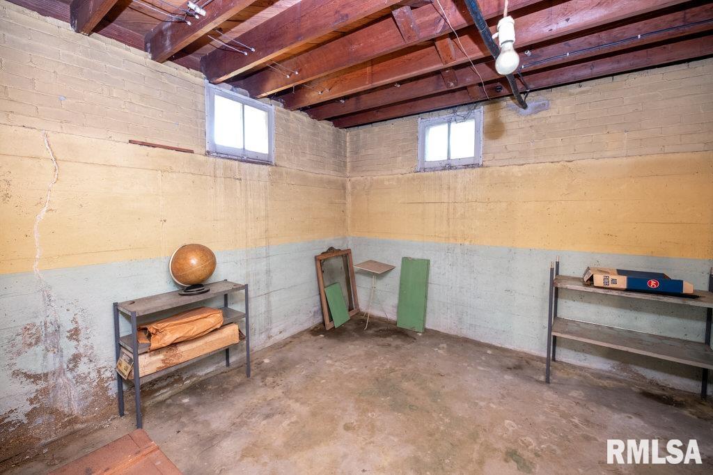 708 Main Street Henry, IL 61537 - Photo 51 of 51