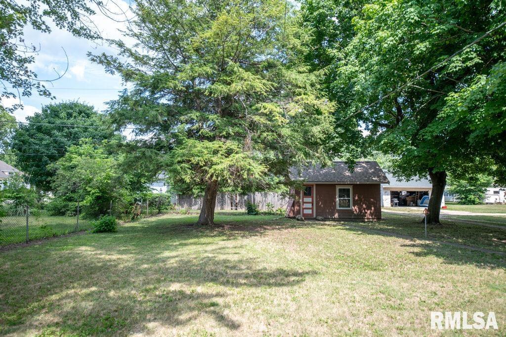 708 Main Street Henry, IL 61537 - Photo 10 of 51