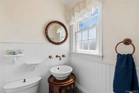 $1,649,999 | 48 Davison Lane East, West Islip, NY 11795