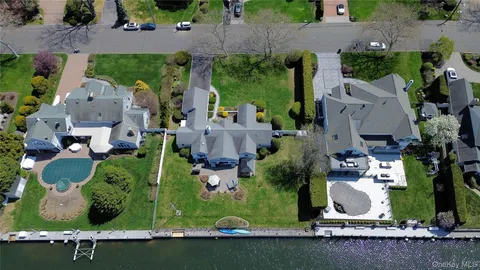 $1,649,999 | 48 Davison Lane East, West Islip, NY 11795