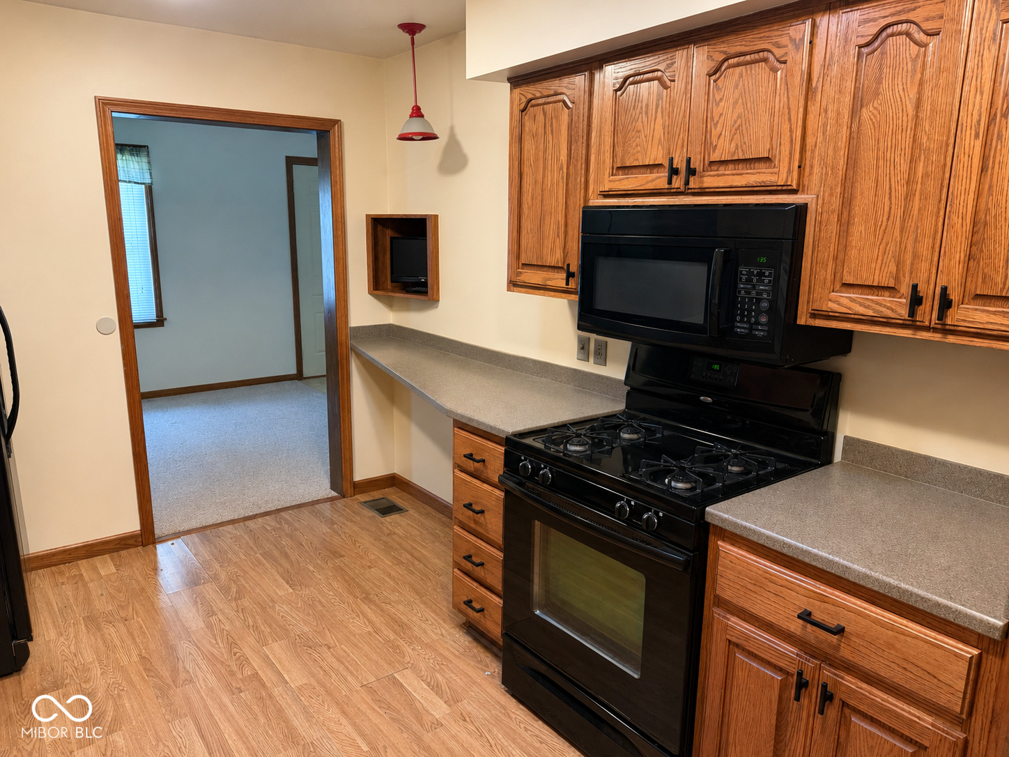6648 McFarland Road Indianapolis, IN 46227 - Photo 2 of 33
