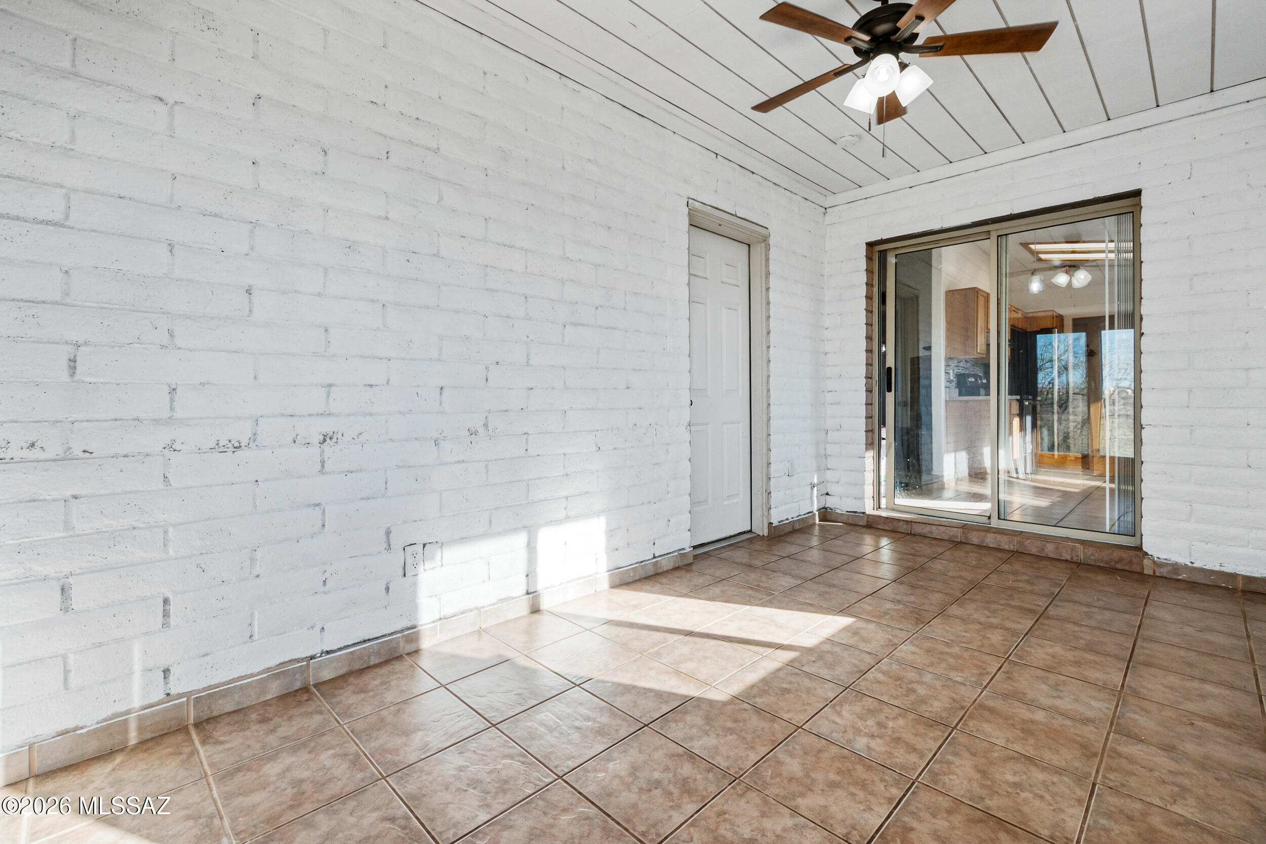 1626 Canta Court Rio Rico, AZ 85648 - Photo 34 of 43 Arizona Room