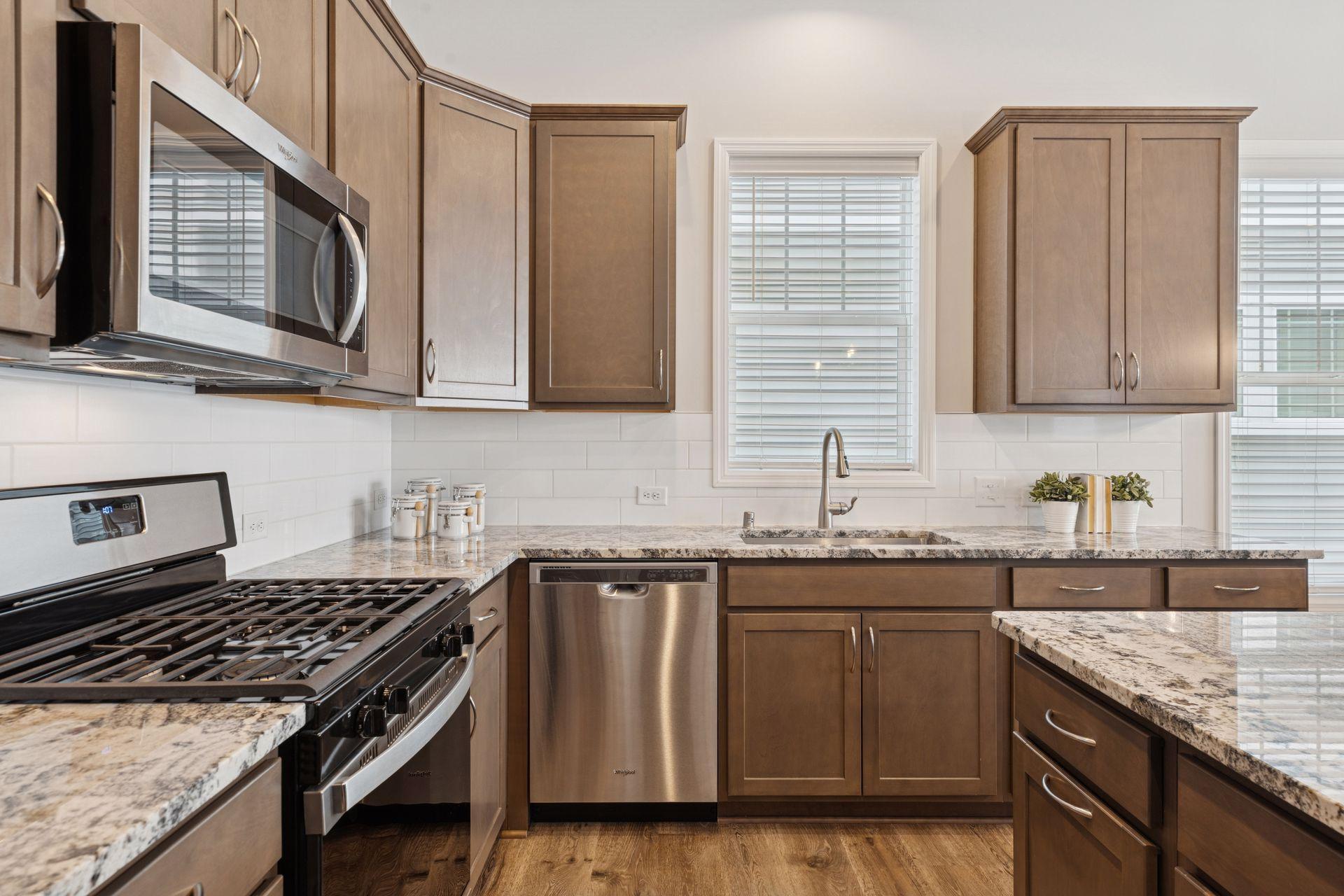 8060 Central Park Way Maple Grove, MN 55369 - Photo 15 of 43