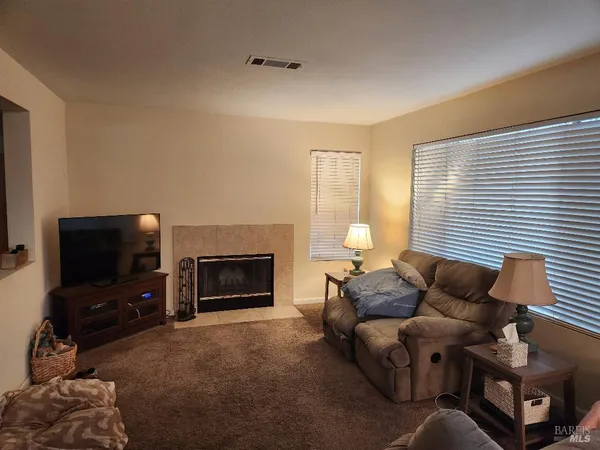 $800,000 | 616 Ross Circle, Martinez, CA 94553