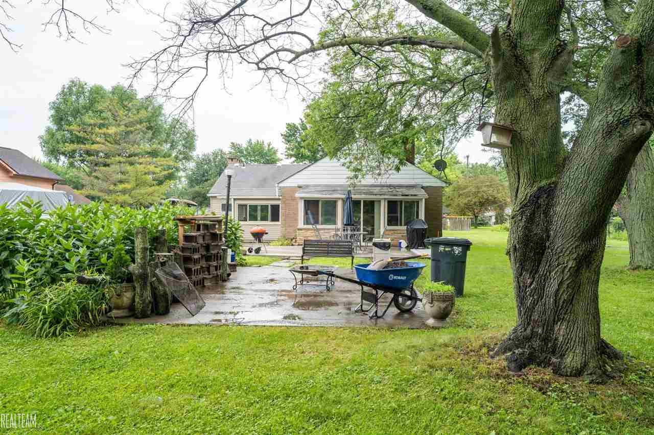 32585 Sutton Road New Baltimore, MI 48047 - Photo 22 of 27 50048385-23.JPG